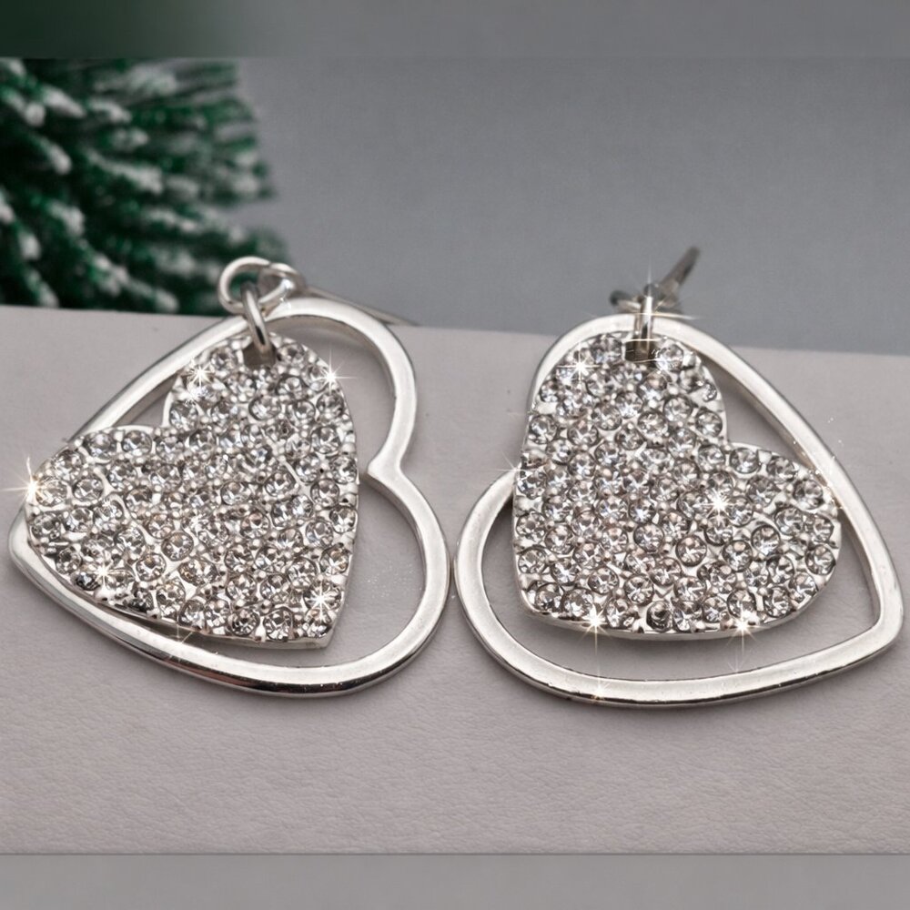 Crystal Rhinestone Drop Earrings Silver Tone Sparkly Shimmering Bride 1.5"